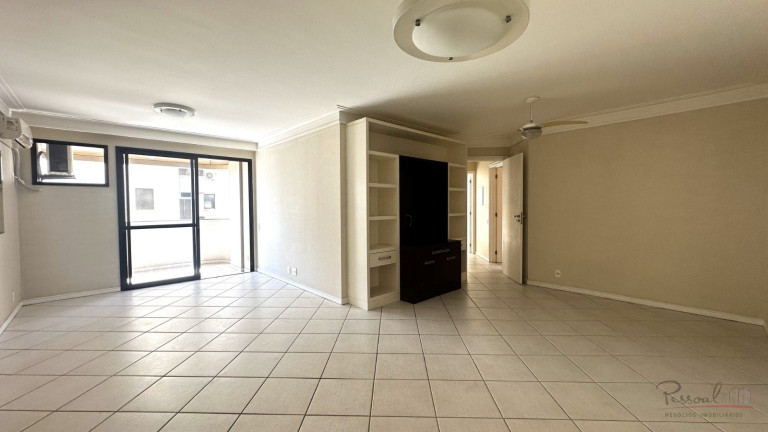 Apartamento com 3 Quartos à Venda, 205 m² em Centro - Florianópolis