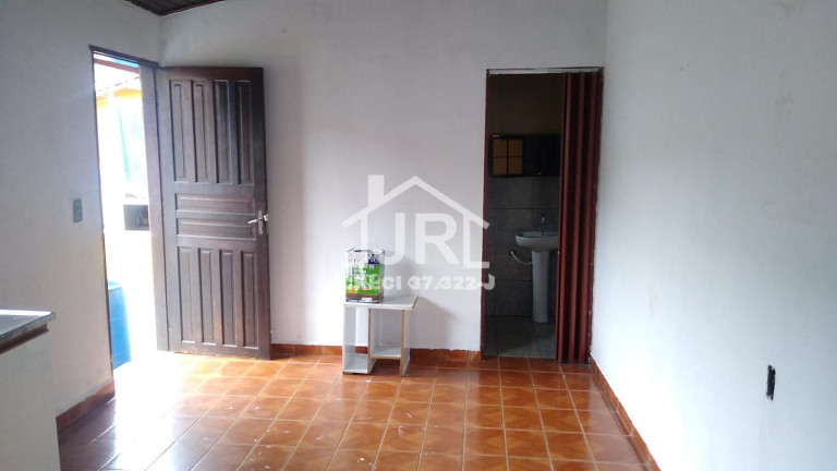Imagem Casa com 2 Quartos à Venda, 250 m² em Jardim Zaira - Mauá