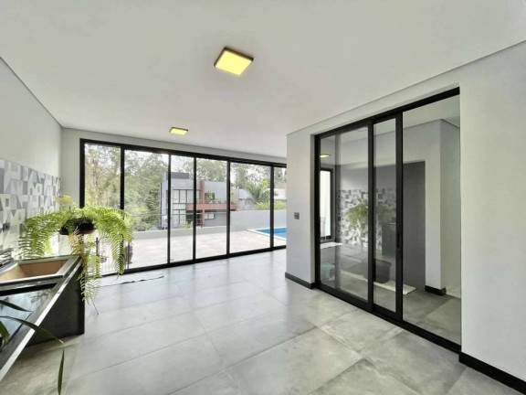 Imagem Casa com 3 Quartos à Venda, 321 m² em Granja Viana - Cotia Imagem Casa com 3 Quartos à Venda, 321 m² em Granja Viana - Cotia