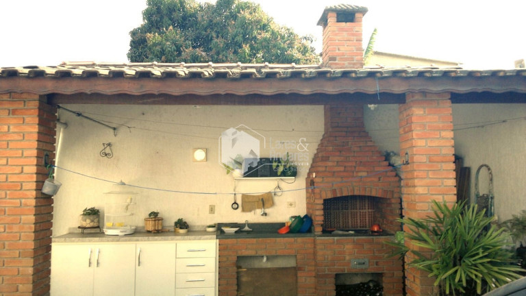 Imagem Casa com 6 Quartos à Venda, 296 m² em Tremembé - São Paulo