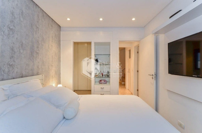Imagem Imóvel com 3 Quartos à Venda, 189 m² em Vila Andrade - São Paulo