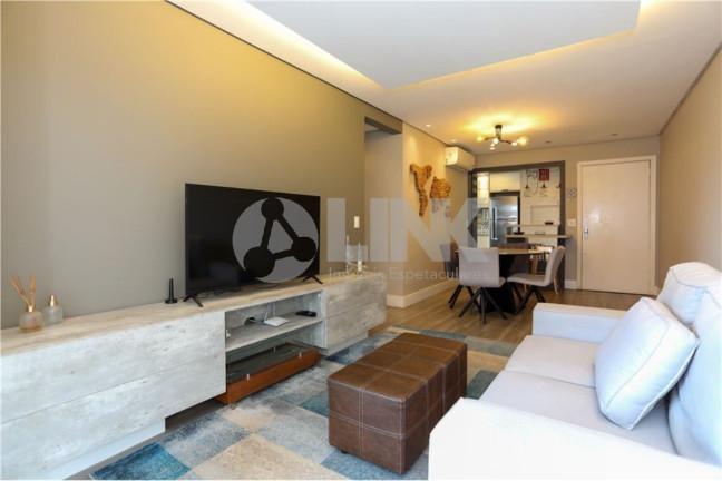 Imagem Apartamento com 3 Quartos à Venda, 84 m² em Passo Da Areia - Porto Alegre