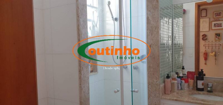 Imagem Apartamento com 2 Quartos à Venda, 65 m² em Tijuca - Rio De Janeiro Imagem Apartamento com 2 Quartos à Venda, 65 m² em Tijuca - Rio De Janeiro