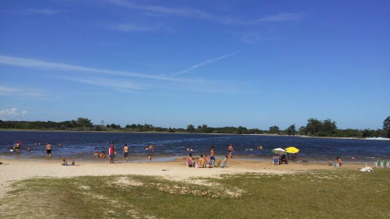 Imagem Terreno à Venda, 2.200 m² em águas Claras - Viamão Imagem Terreno à Venda, 2.200 m² em águas Claras - Viamão