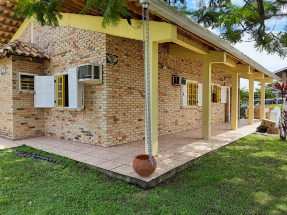 Casa com 3 Quartos à Venda, 245 m² em Farol Do Itapoá Ii - Itapoá