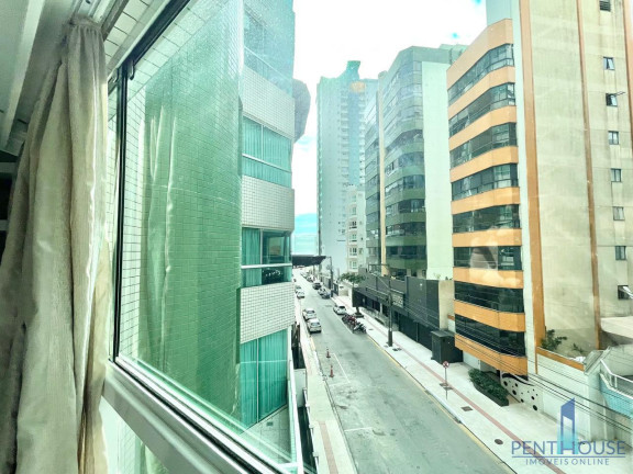 Imagem Apartamento com 3 Quartos à Venda, 120 m² em Centro - Balneário Camboriú