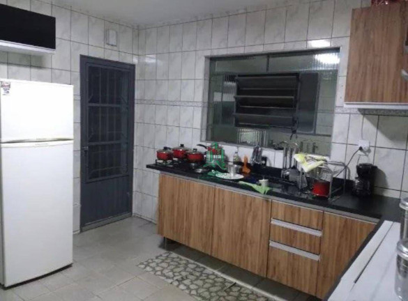 Imagem Sobrado com 2 Quartos à Venda, 200 m² em Jardim Adriana - Guarulhos Imagem Sobrado com 2 Quartos à Venda, 200 m² em Jardim Adriana - Guarulhos