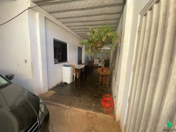 Imagem Casa com 8 Quartos à Venda, 240 m² em Panorama Ii - Montes Claros