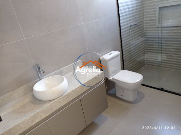Imagem Imóvel com 3 Quartos à Venda, 196 m² em Condominio Residencial Califórnia - Estiva Gerbi Imagem Imóvel com 3 Quartos à Venda, 196 m² em Condominio Residencial Califórnia - Estiva Gerbi
