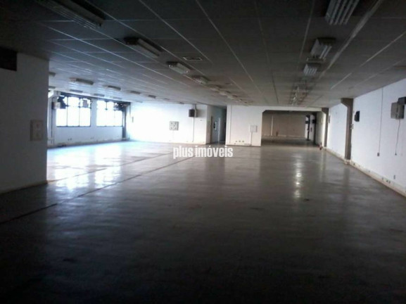 Imóvel Comercial à Venda, 5.529 m² em água Branca - São Paulo