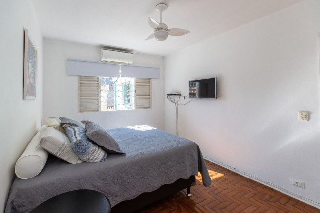 Imagem Casa com 3 Quartos à Venda, 280 m² em Vila Ipojuca - São Paulo Imagem Casa com 3 Quartos à Venda, 280 m² em Vila Ipojuca - São Paulo