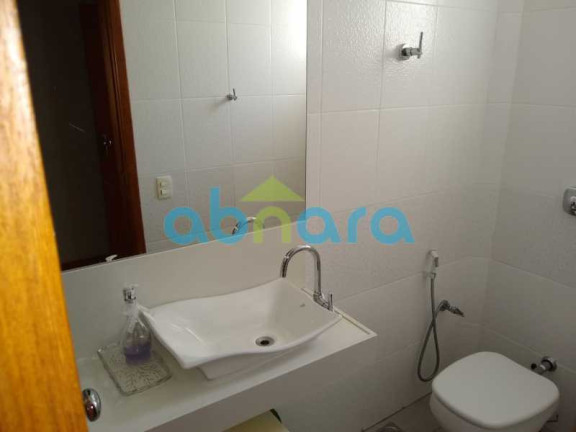 Imagem Cobertura com 4 Quartos à Venda, 400 m² em Copacabana - Rio De Janeiro Imagem Cobertura com 4 Quartos à Venda, 400 m² em Copacabana - Rio De Janeiro