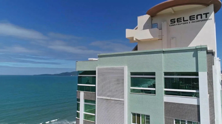 Imagem Apartamento com 4 Quartos à Venda, 260 m² em Meia Praia - Itapema