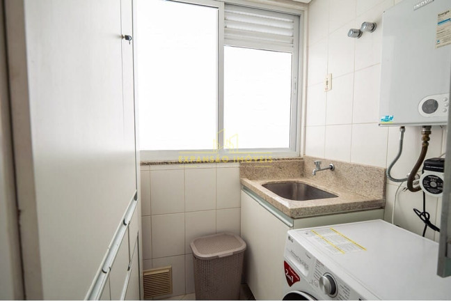 Imagem Imóvel com 3 Quartos à Venda, 185 m² em Jurerê - Florianópolis