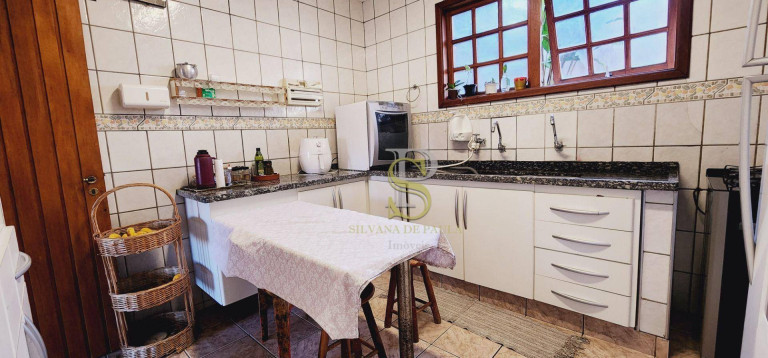 Imagem Casa com 4 Quartos à Venda, 273 m² em Jardim Paulista - Atibaia Imagem Casa com 4 Quartos à Venda, 273 m² em Jardim Paulista - Atibaia