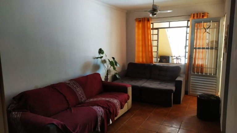 Imagem Casa com 3 Quartos à Venda, 186 m² em Parque Maria Helena - Suzano Imagem Casa com 3 Quartos à Venda, 186 m² em Parque Maria Helena - Suzano