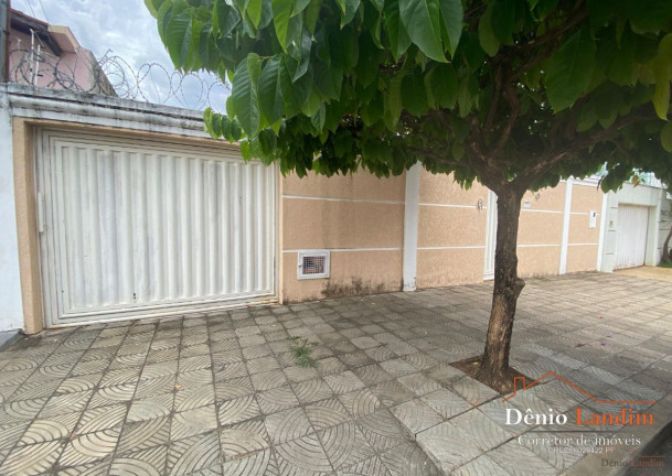 Casa com 3 Quartos à Venda, 120 m² em Jardim São Luiz - Montes Claros