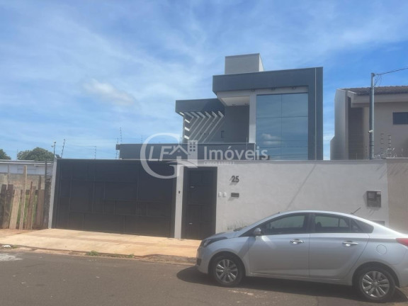 Casa com 4 Quartos à Venda, 253 m² em Chácara Cachoeira - Campo Grande