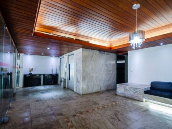 Imagem Apartamento com 4 Quartos à Venda, 234 m²