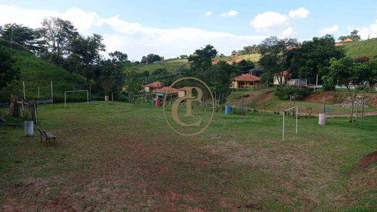 Imagem Chácara com 3 Quartos à Venda, 300 m² em Caçapava Velha - Caçapava Imagem Chácara com 3 Quartos à Venda, 300 m² em Caçapava Velha - Caçapava