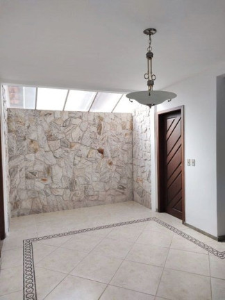 Imagem Casa com 3 Quartos à Venda, 280 m² em Tijuca - Teresópolis