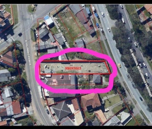 Terreno à Venda,  em Tingui - Curitiba