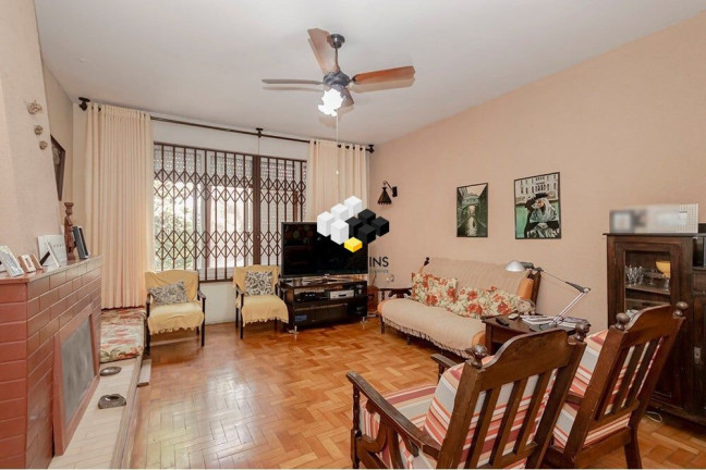Imagem Casa com 5 Quartos à Venda, 164 m² em Cristal - Porto Alegre