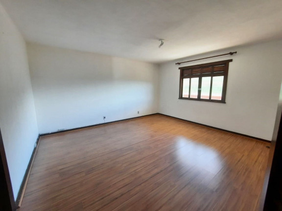 Imagem Casa com 4 Quartos à Venda, 229 m² em Parque Do Ingá - Teresópolis