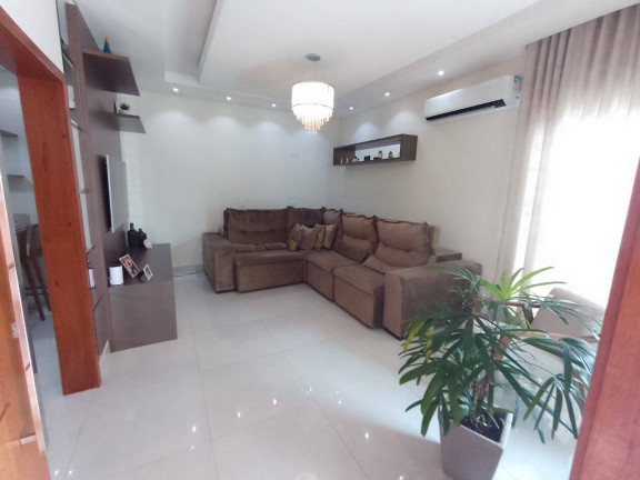 Imagem Casa com 3 Quartos à Venda, 252 m² em Jardim Paraná - Arapongas Imagem Casa com 3 Quartos à Venda, 252 m² em Jardim Paraná - Arapongas