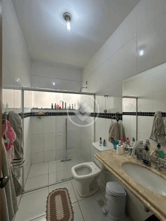 Imagem Casa com 4 Quartos à Venda, 182 m² em Condomínio Do Lago - Goiânia Imagem Casa com 4 Quartos à Venda, 182 m² em Condomínio Do Lago - Goiânia