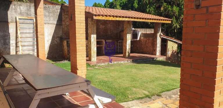 Imagem Casa com 3 Quartos à Venda, 712 m² em Centro - Monte Alegre Do Sul Imagem Casa com 3 Quartos à Venda, 712 m² em Centro - Monte Alegre Do Sul