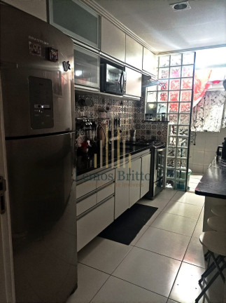 Imagem Imóvel com 3 Quartos à Venda, 75 m² em Paralela - Salvador Imagem Imóvel com 3 Quartos à Venda, 75 m² em Paralela - Salvador
