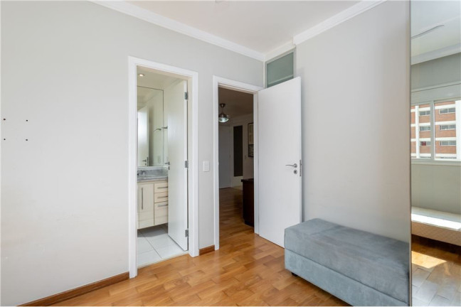 Imagem Apartamento com 3 Quartos à Venda, 198 m² em Brooklin Paulista - São Paulo Imagem Apartamento com 3 Quartos à Venda, 198 m² em Brooklin Paulista - São Paulo