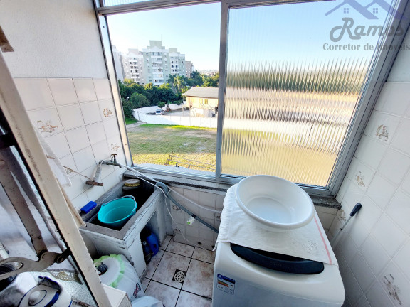 Imagem Imóvel com 2 Quartos à Venda, 46 m² em Cavalhada - Porto Alegre