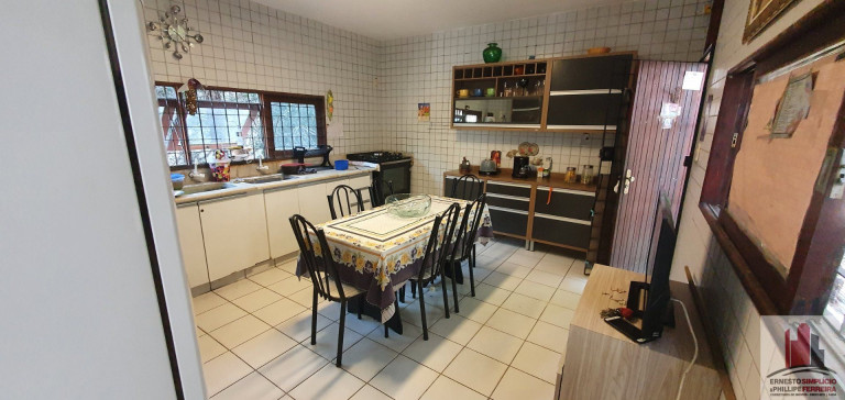 Imagem Casa com 7 Quartos à Venda, 780 m² em Monteiro - Recife
