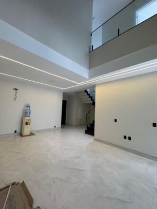 Imagem Casa com 4 Quartos à Venda, 260 m² em Novo Aleixo - Manaus Imagem Casa com 4 Quartos à Venda, 260 m² em Novo Aleixo - Manaus