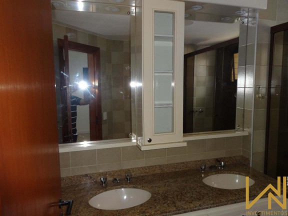 Imagem Imóvel com 4 Quartos à Venda, 150 m² em Cambuí - Campinas Imagem Imóvel com 4 Quartos à Venda, 150 m² em Cambuí - Campinas