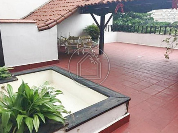 Imagem Cobertura com 4 Quartos à Venda, 490 m² em Leblon - Rio De Janeiro