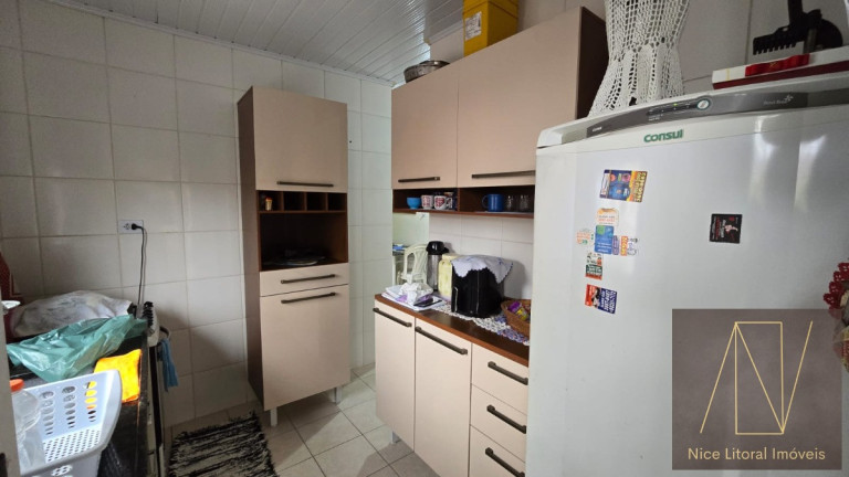 Imagem Casa com 2 Quartos à Venda, 47 m² em Travessão - Caraguatatuba