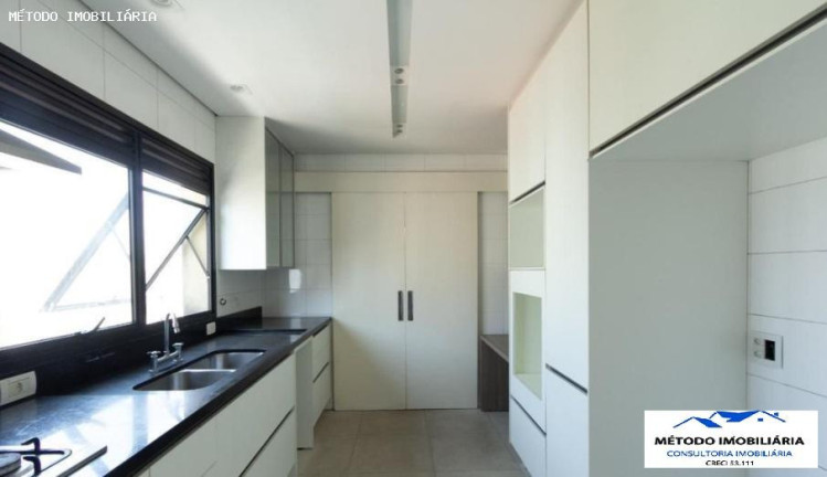 Imagem Imóvel com 3 Quartos à Venda, 272 m² em Moema - São Paulo Imagem Imóvel com 3 Quartos à Venda, 272 m² em Moema - São Paulo