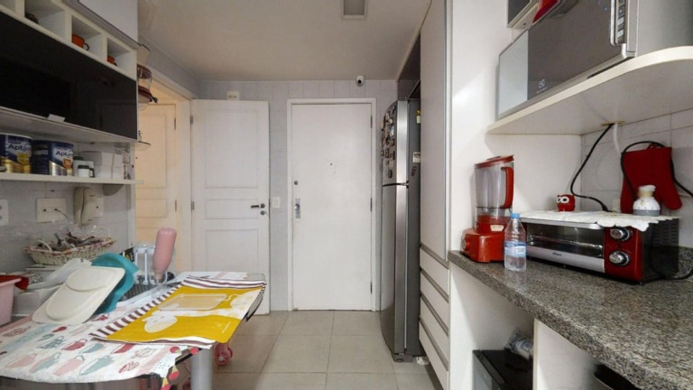 Imagem Imóvel com 2 Quartos à Venda, 86 m² em Lagoa - Rio De Janeiro Imagem Imóvel com 2 Quartos à Venda, 86 m² em Lagoa - Rio De Janeiro