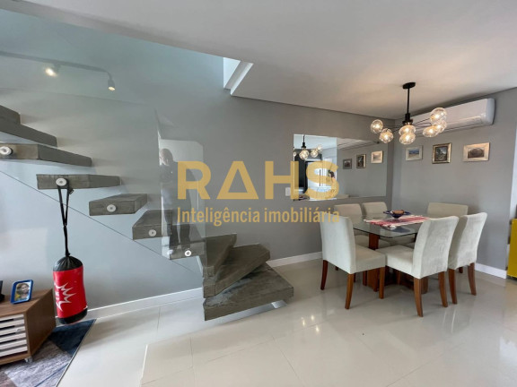 Imagem Casa com 3 Quartos à Venda, 115 m² em Vila Nova - Joinville Imagem Casa com 3 Quartos à Venda, 115 m² em Vila Nova - Joinville