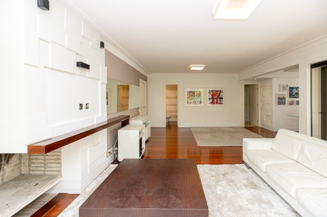 Imagem Apartamento com 3 Quartos à Venda, 162 m² em Moema - São Paulo