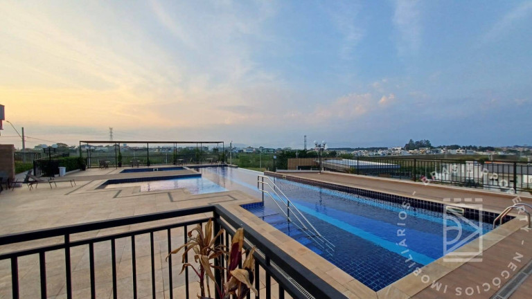 Imagem Casa com 3 Quartos à Venda, 318 m² em Residencial Colinas - Caçapava