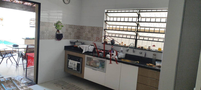 Imagem Casa com 3 Quartos à Venda, 220 m² em Vila Guilhermina - Praia Grande Imagem Casa com 3 Quartos à Venda, 220 m² em Vila Guilhermina - Praia Grande