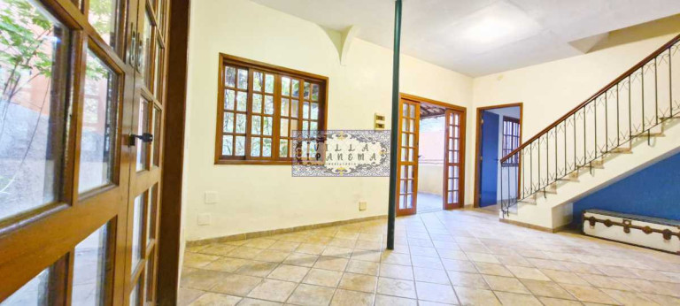 Imagem Imóvel com 5 Quartos à Venda, 300 m² em Santa Teresa - Rio De Janeiro Imagem Imóvel com 5 Quartos à Venda, 300 m² em Santa Teresa - Rio De Janeiro