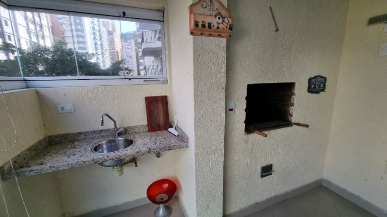 Imagem Apartamento com 3 Quartos à Venda, 135 m² em Pitangueiras - Guarujá