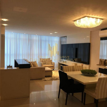 Imagem Apartamento com 3 Quartos à Venda, 132 m² em Centro - Balneário Camboriú Imagem Apartamento com 3 Quartos à Venda, 132 m² em Centro - Balneário Camboriú