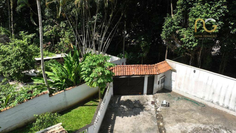 Imagem Sobrado com 3 Quartos à Venda, 300 m² em Canto Do Forte - Praia Grande Imagem Sobrado com 3 Quartos à Venda, 300 m² em Canto Do Forte - Praia Grande