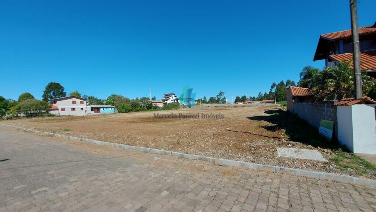 Terreno à Venda, 690 m² em Centro - Monte Belo Do Sul